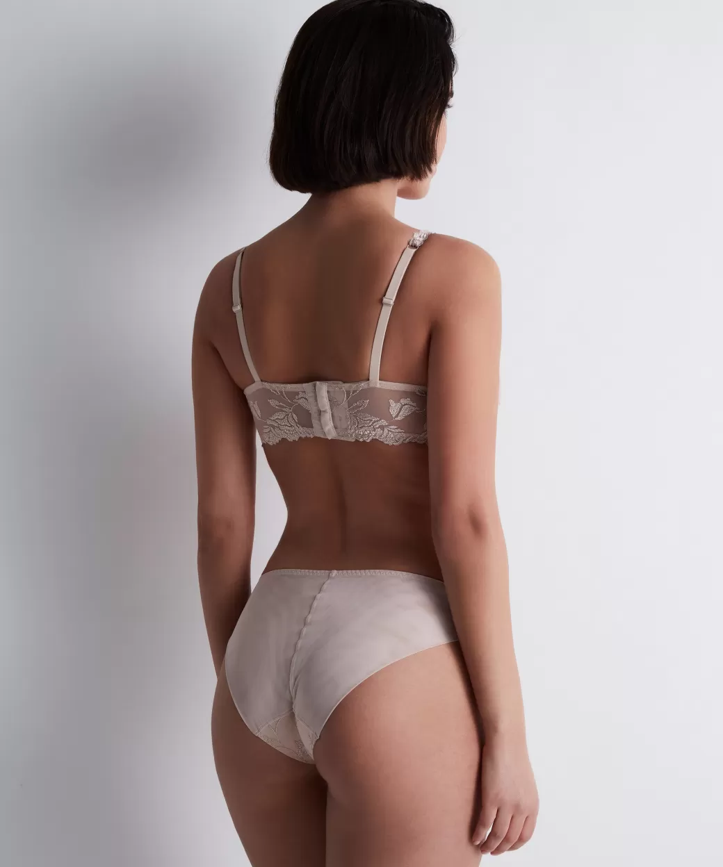 soutiengorge_triangle_avec_armatures_4-13.webp Aubade Soutien-gorge Triangle Avec Armatures Nude Skin Best Sale