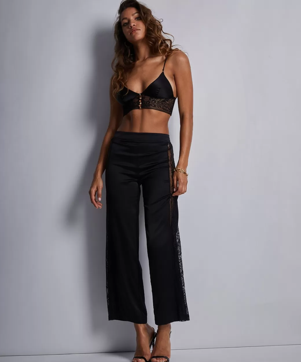 soutiengorge_triangle_sans_armatures_3-1.webp Aubade Soutien-gorge Triangle Sans Armatures Noir Store